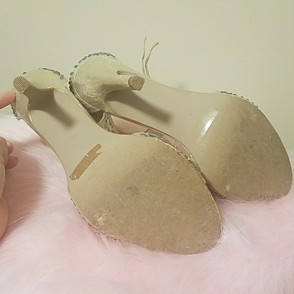 Gold heels - Picture 4 of 5